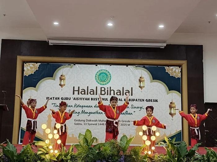 Tapak Suci Cilik TK Aisyiyah 36 PPI Curi Perhatian di Halal Bihalal IGABA Gresik