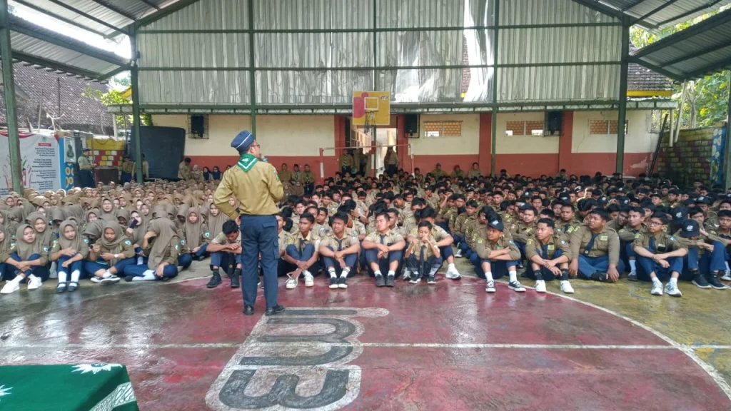 Sukses adalah Pilihan: Pesan Inspiratif Halalbihalal SMK Models Banyuwangi