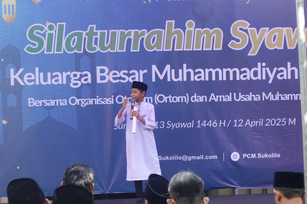 Tausiyah Penuh Makna dari Siswa SD Muhammadiyah 26 di Syawalan PCM Sukolilo