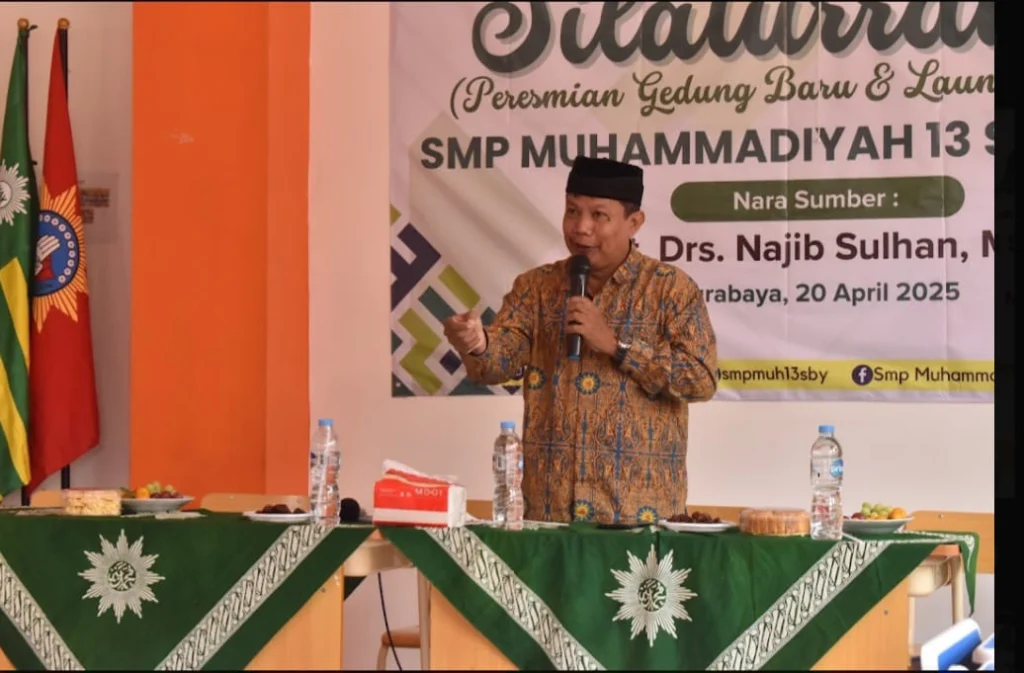 Silaturahmi, Peresmian Gedung, dan Launching Buku di SMP Muhammadiyah 13 Surabaya