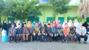 Peringati Hari Kartini, SMPM Jipat Karangasem Tampil Bernuansa Budaya