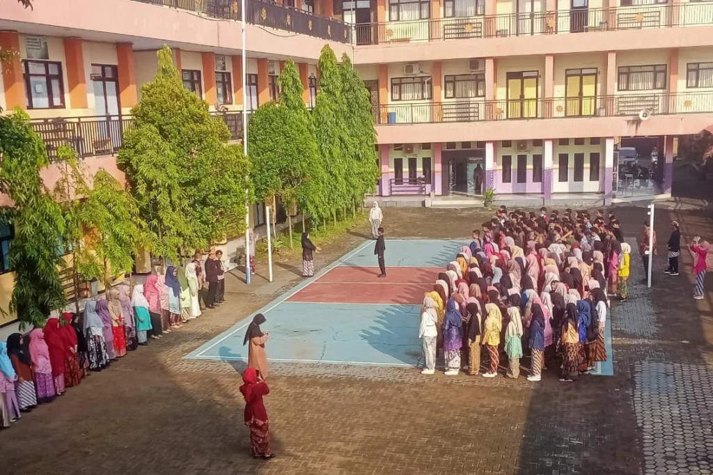 Semarak Hari Kartini, Smamuga Tulangan Tumbuhkan Semangat Emansipasi dan Keteladanan