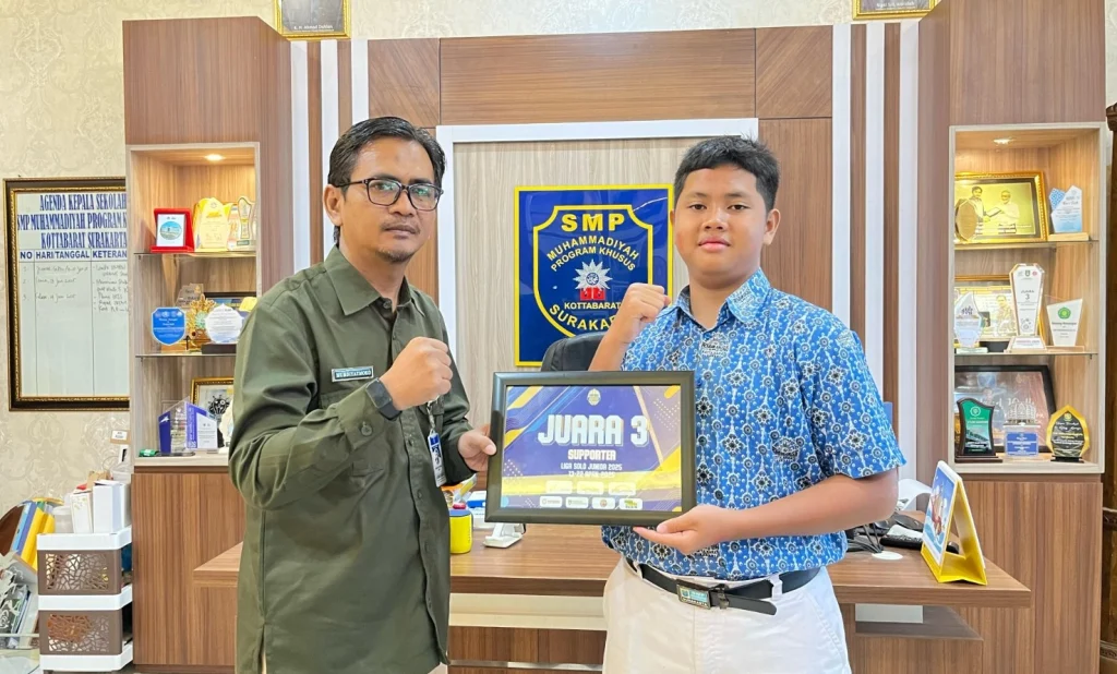 Mantap! Tim Suporter Panthera SMP Muhammadiyah PK Juara 3 Liga Solo 2025