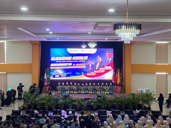 Beginilah Keseruan Halal Bihalal Guru dan Karyawan Muhammadiyah Surabaya Bareng Mendikdasmen RI