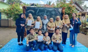 MI Muhammadiyah 3 Doudo Rayakan Hari Puisi Nasional dengan Lomba 