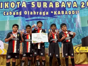 Tim Inovator FC Sekolah Inovatif Jagir Sabet Juara 2 Kabaddi Championship Piala Wali Kota Surabaya 2025