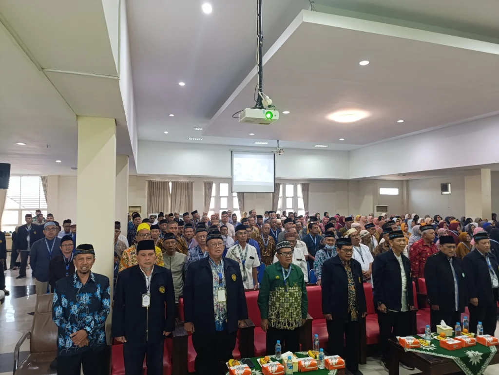 Menggugah Kenangan Haji: KBIHU Jabal Nur Gelar Reuni Akbar dan Halal bi Halal 2025