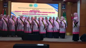 Bahana Suara IGABA Lamongan Guncang Gedung PWM Jatim dengan Lagu Sunda