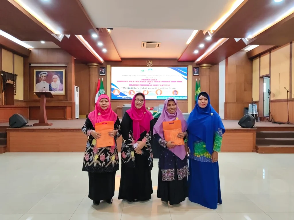 Pencipta Lagu ‘Harum Bunga Aisyiyah’ Hadir di Pengukuhan IGABA Jatim