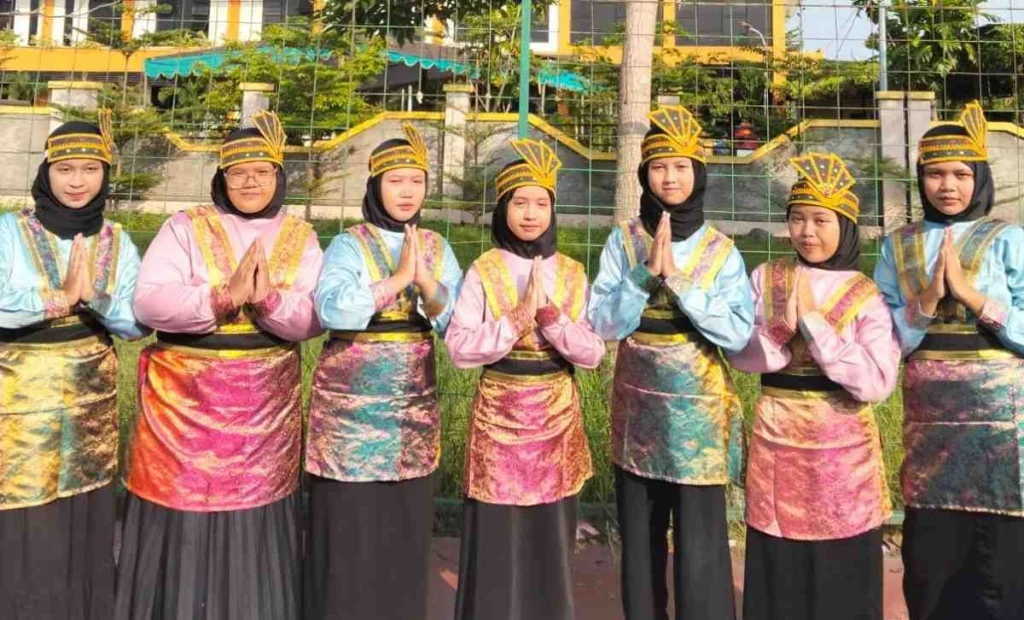 Tari Saman LKSA At Taqwa Putri Memukau Hadirin Syawalan