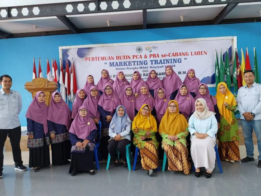 Tingkatkan Ekonomi Masyarakat, PCA Laren Adakan Marketing Training dalam Rangka Milad Aisyiyah ke-108