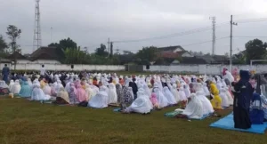 Salat Idul Adha di Lapangan Wirabhumi Srono: Khatib Sampaikan Pesan ini