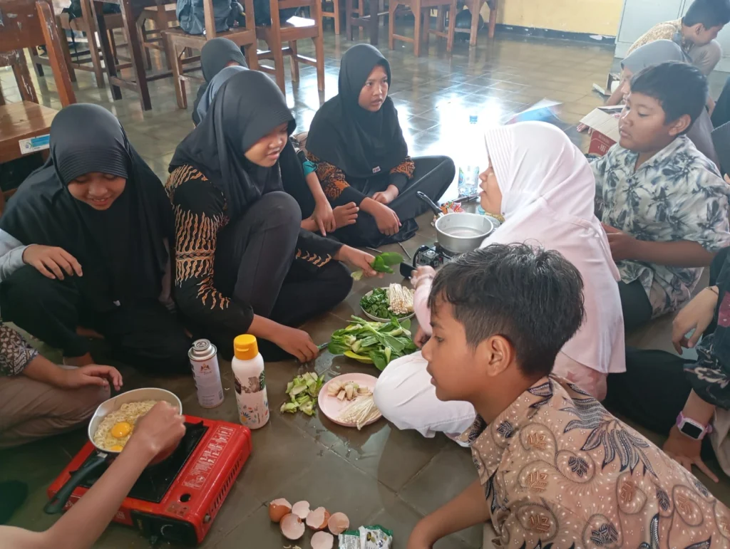Cooking Class Seru, SD Mugres Latih Kemandirian dan Kreativitas Siswa