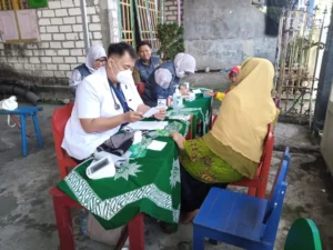 Tim Kesehatan RSML Ikut mewarnai Baksos PDA Lamongan
