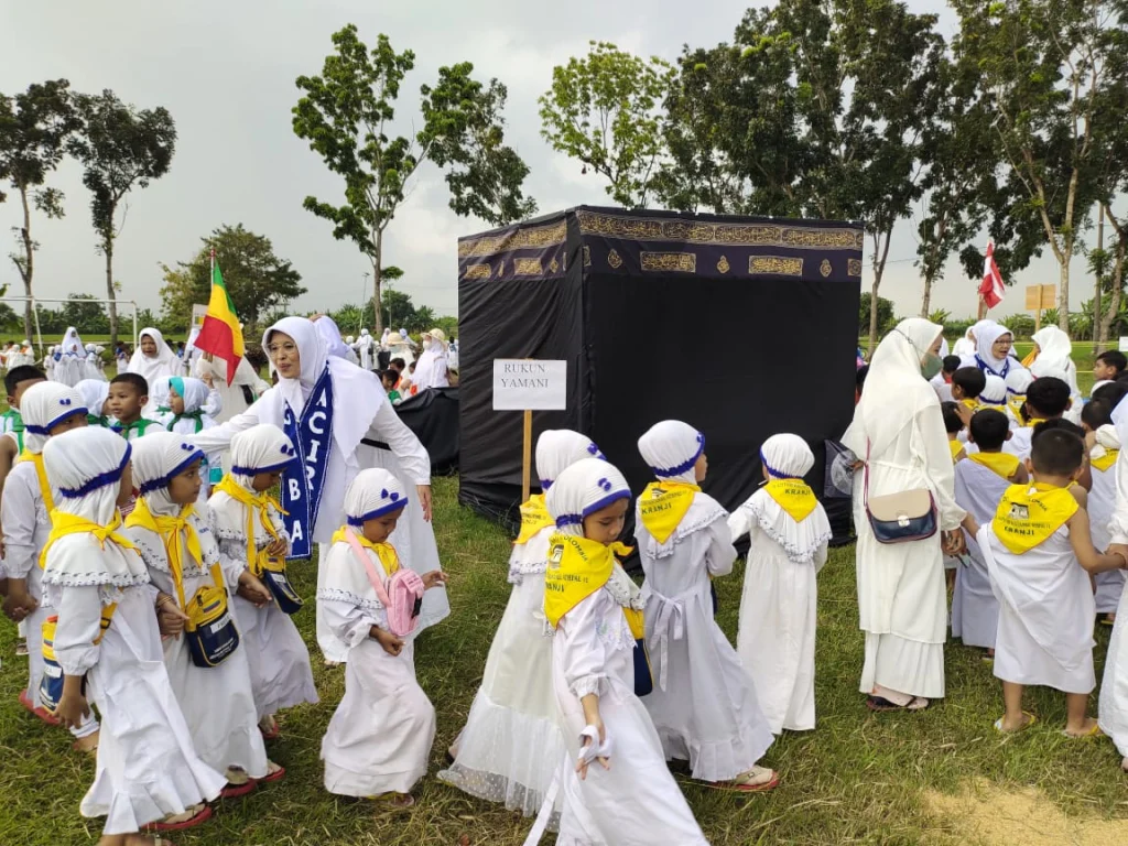 IGABA Cabang Paciran Gelar Manasik Haji Cilik