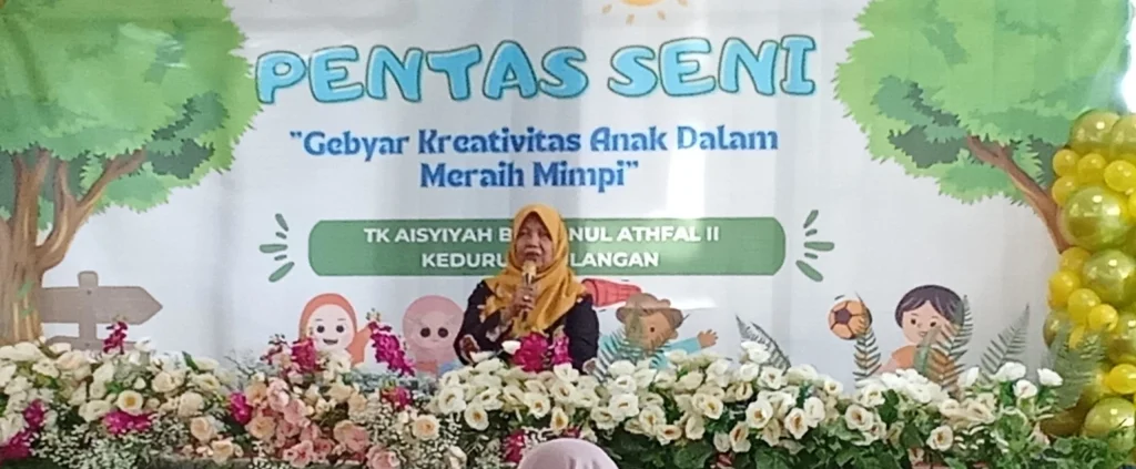 TK ABA 2 Kedurus Tampilkan Gebyar Kreativitas Anak: Panggung Ekspresi, Penuh Inspirasi