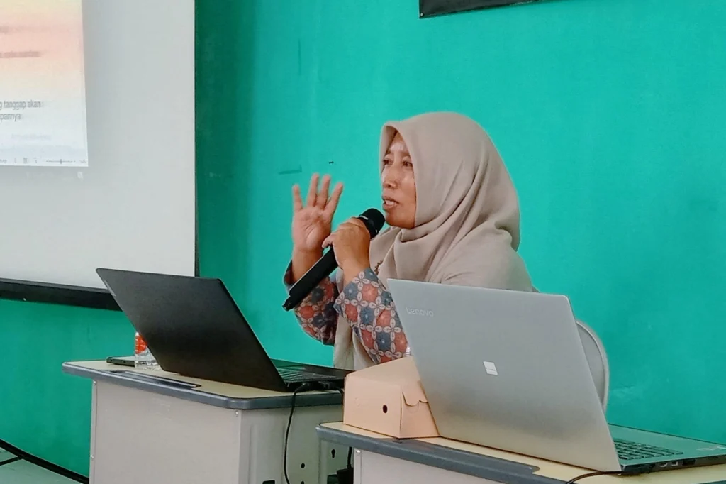 Guru Tidak Boleh Mati Gaya: Pesan Inspiratif Kepala SD Muhtar dalam Brainstorming KSP