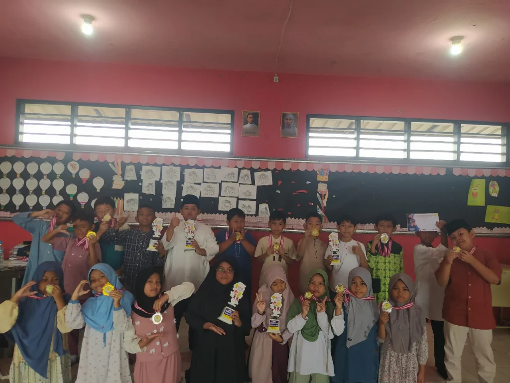 Tak Hanya Prestasi, Reward SD MUDA TUSIDA Diberikan karena Akhlak Terpuji