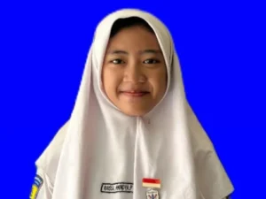 Pelan Bukan Berarti Tertinggal: Kisah Raissa Tembus UI di Tengah Keterbatasan