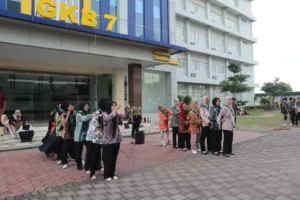 Generasi Pendidik Masa Depan Optimalkan Kreativitas Melalui Pelatihan HW