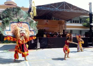 Smamgamorphosis: Milad SMA Muhammadiyah 3 Jember ke-45
