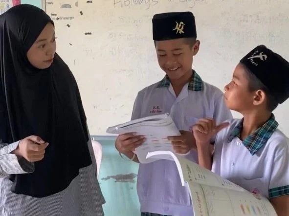 Kisah Mahasiswa UMM Dikawal Ketat Saat Ngajar di Thailand