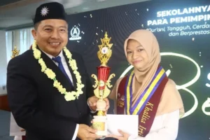 Kiat Sukses Khalisa, Hafidzah 10 Juz Peraih The Best Academic