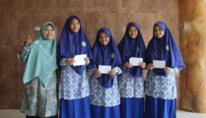 Daftar Bintang Kelas The Best Five  Diumumkan di Pembagian Rapor MA Al-Ishlah Sendangagung