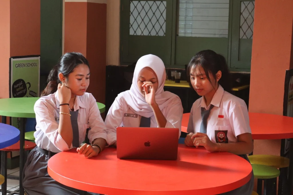 Kemendikdasmen Pastikan SPMB 2025 Berjalan Transparan dan Adil