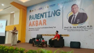 Parenting Akbar SD Muhammadiyah 26 Surabaya Hadirkan Dr Isa Anshori MSi
