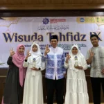 Dua Hafidzah Cilik SD Mumtaz Bersinar dalam Wisuda Tahfidz Akbar Tajdied Center Jatim
