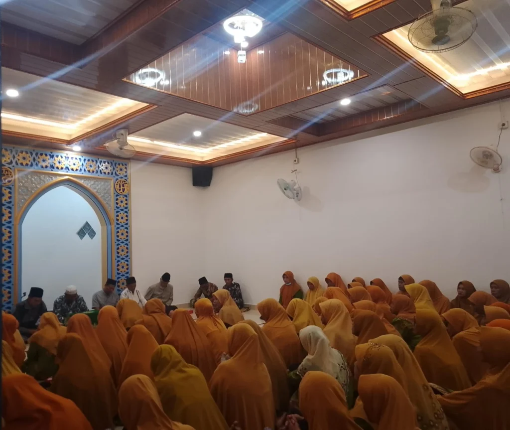 Rampung Renovasi Bak Hotel Berbintang, Musala Pesantren Sabilillah Syukuran Gelar Pengajian