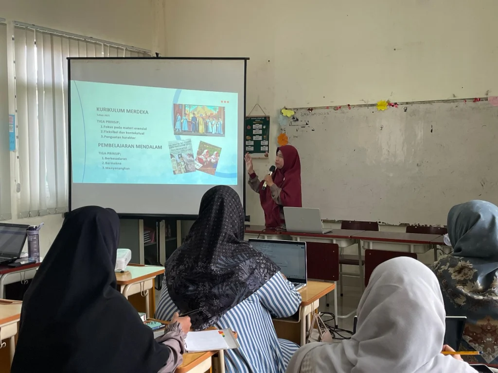 Tingkatkan Kualitas, Puluhan Guru Sekolah Karakter Ikuti Upgrading Deep Learning dan Jurnalistik