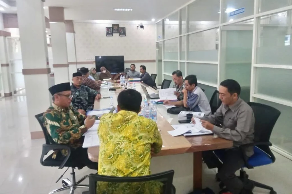 Tingkatkan Kualitas Pendidikan, PCM Genteng Lakukan Penilaian Kinerja Kepala Sekolah