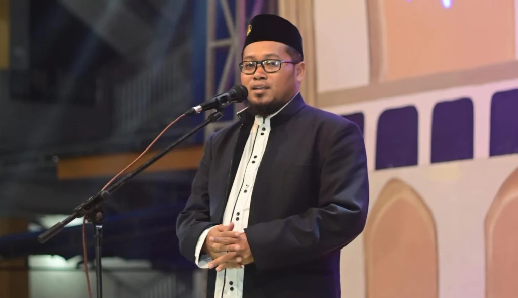 Pesantren sebagai Sekolah Kehidupan dan Miniatur Masyarakat