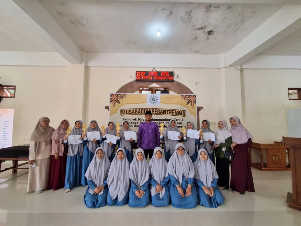 Santriwati AQBS Borong Prestasi di Ajang Musabaqoh Pesantrenmu