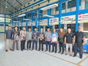 SMK Islam I Kota Blitar Adakan Kunjungan ke SMK Muda Genteng