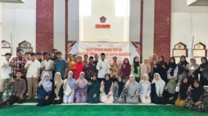 Milad LAZISMU, KLL UM Surabaya Gelar Upgrading Duta Filantropi dan Santunan Anak Yatim