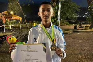 SKAMPUMA Bangga! Aby Rhezky Taklukkkan Triple Man Petanque Porprov Jatim 2025