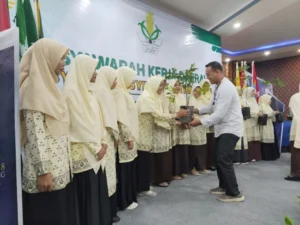 Dukung Gerakan Lingkungan Hijau: PDNA Banyuwangi Serahkan Bibit Tanaman di Musykerda 1