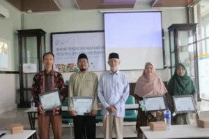 STIQSI Lamongan Gelar Penganugerahan Dosen Terbaik dalam Kegiatan RTM