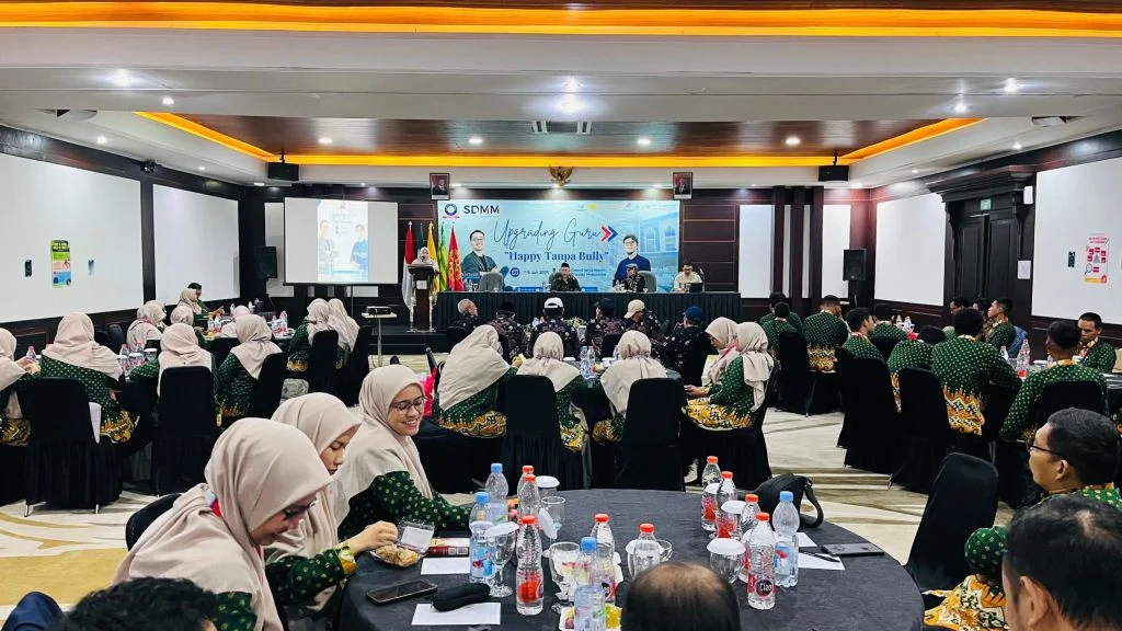 Happy Tanpa Bully: Upgrading Guru dan Karyawan SDMM