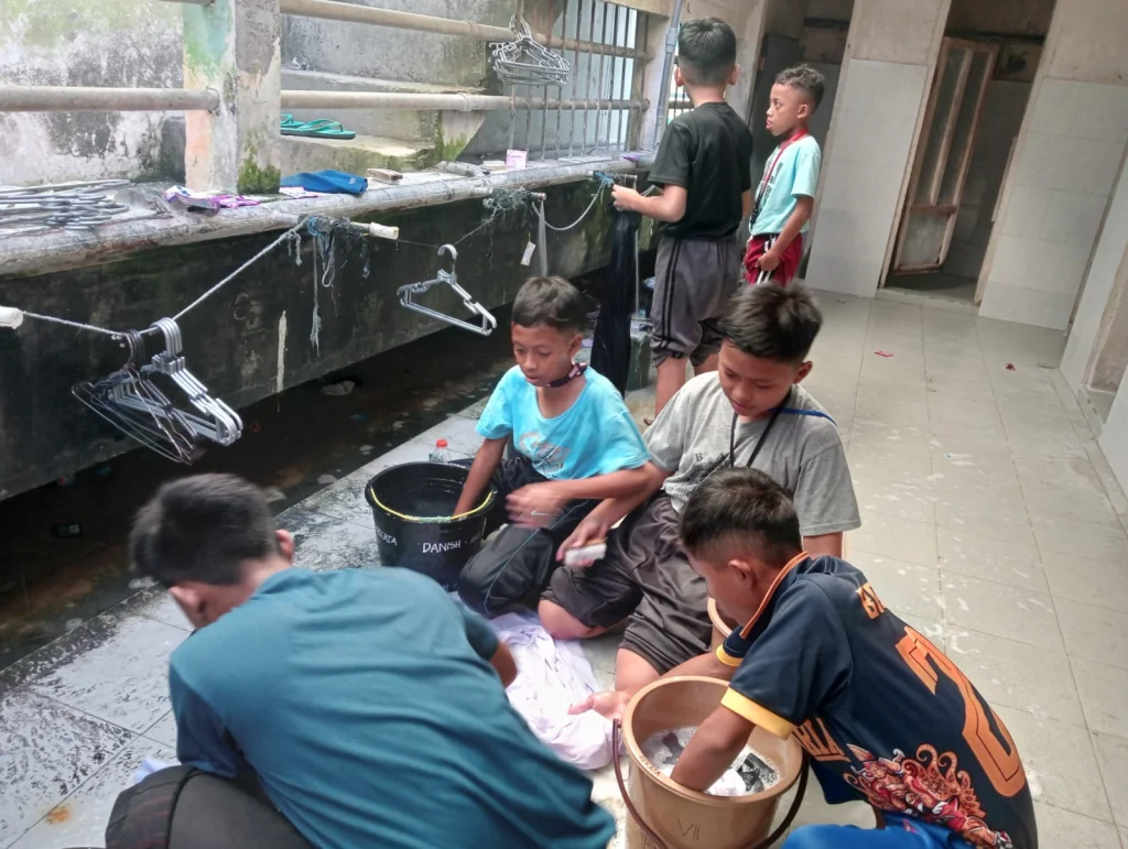 Miliki Fasilitas Modern, Ponpes Al-Ishlah Sendangagung Tetap Kuatkan Kemandirian dan Kesederhanaan Santri