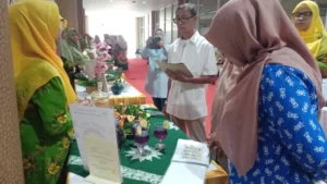 Semarak Milad 108, PDA Gresik Gelar Lomba Makanan Tradisional