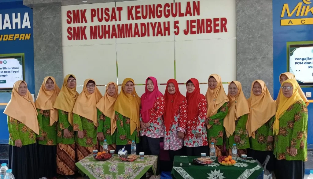 Studi Tiru Sukses: PCM Tegal Barat Belajar dari Kemajuan Pesat PCM Cakru di Pelosok Jember