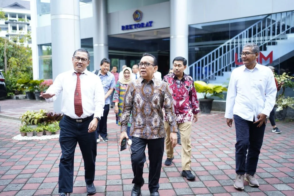 Menko PMK RI di UMM, Diskusi Manfaatkan AI agar Berdampak