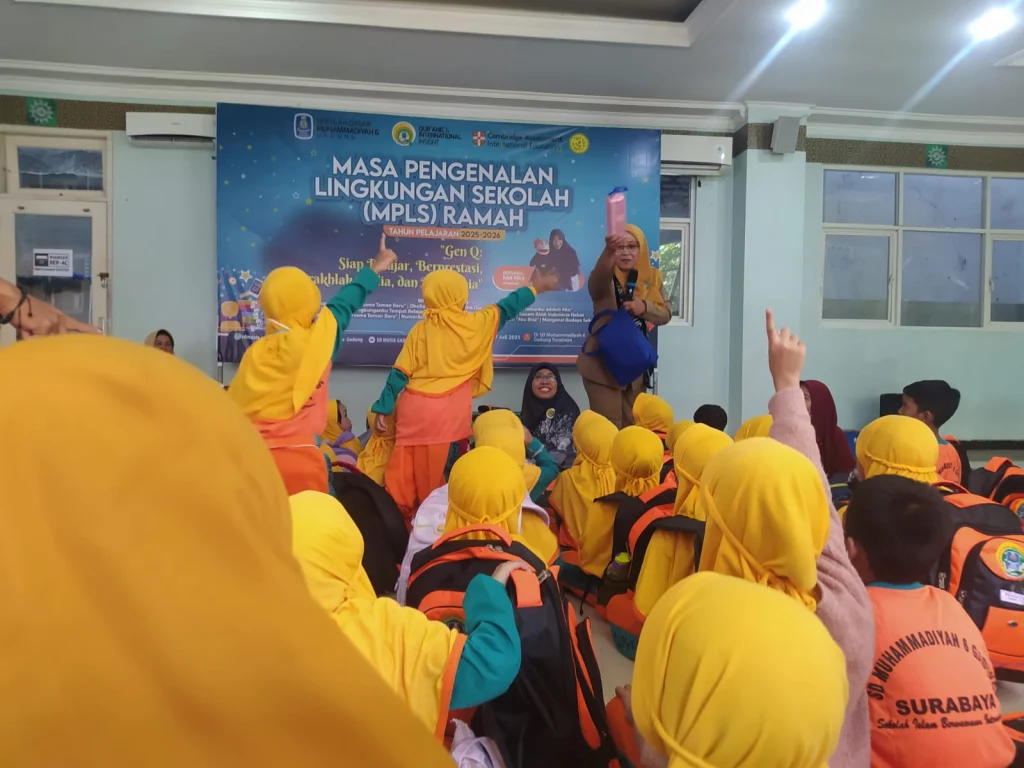 SD Musix Surabaya Menggelar MPLS Ramah, Lurah Jagir Berikan Hadiah Bagi Siswa Baru