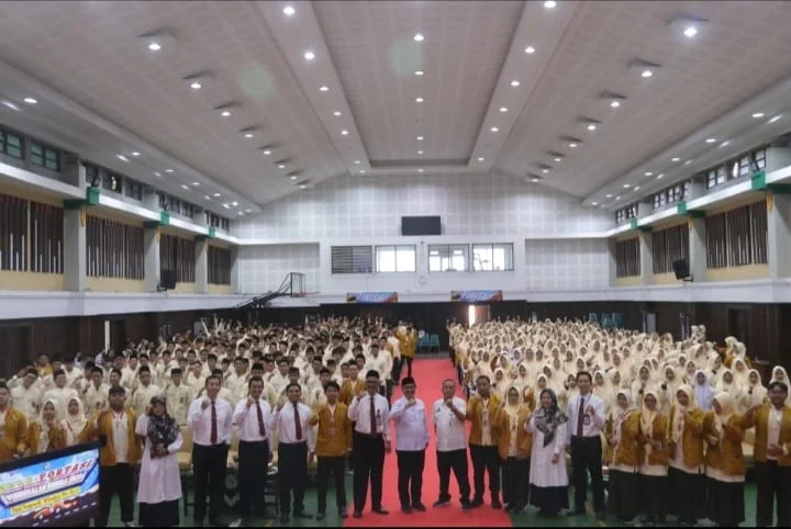 Tak Hanya Pengenalan, MPLS-Fortasi SMA Muhi Yogyakarta Bagikan Beasiswa Rp195 Juta