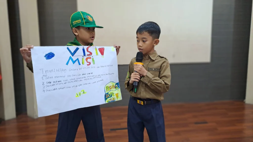 Siswa SDMM Adakan Pilkala dalam Pekan MPLS