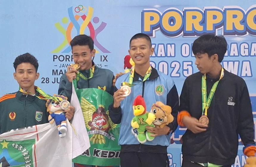 Afdal, Siswa SMP Muhammadiyah 7 Surabaya Raih Juara 2 Muaythai dalam Porprov Jatim IX 2025